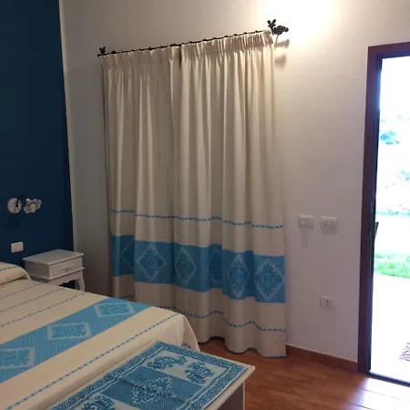 فندق مبيت وإفطار Oasi Muru Idda بودوني