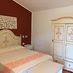 Bed & Breakfast Oasi Muru Idda