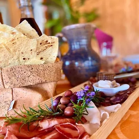 Oasi Muru Idda לינה וארוחת בוקר בודוני